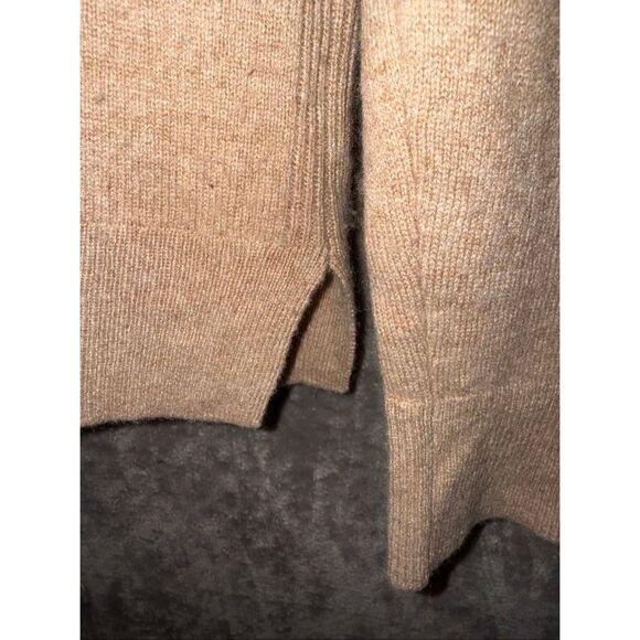 Ann Taylor Tan Turtleneck 100% cashmere  long sleeve pullover sweater Small #750 - Picture 2 of 5
